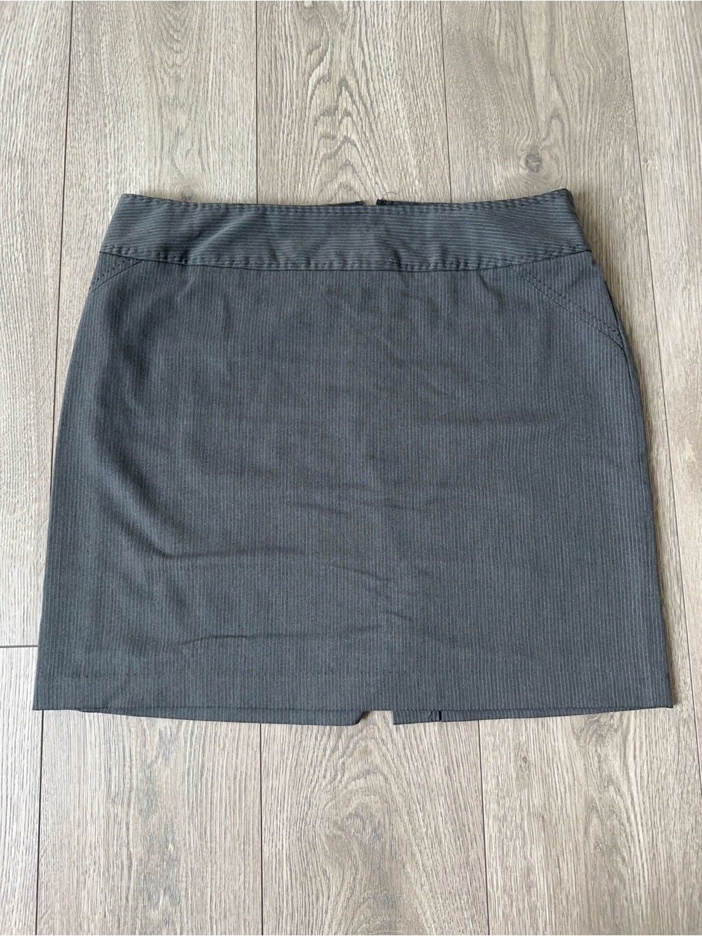 office siren grey stripe mini skirt